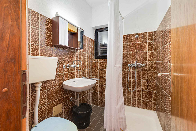 For sale house in Petrovac with a sea view — photo 51